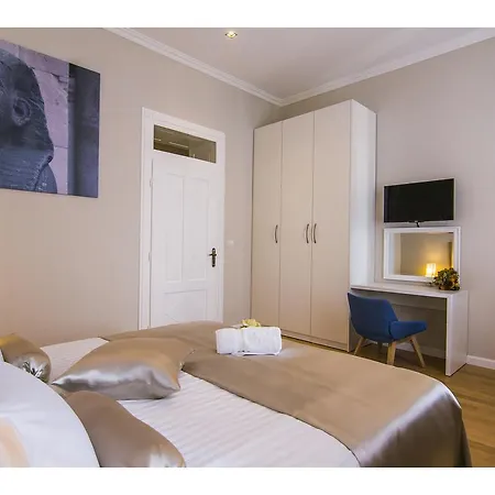Diocletian Palace Apartments * Спліт