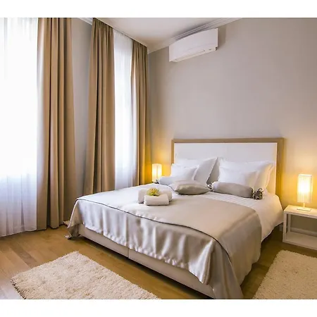 Diocletian Palace Apartments Апартаменти *