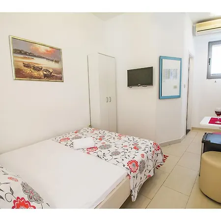 Апартаменти Diocletian Palace Apartments