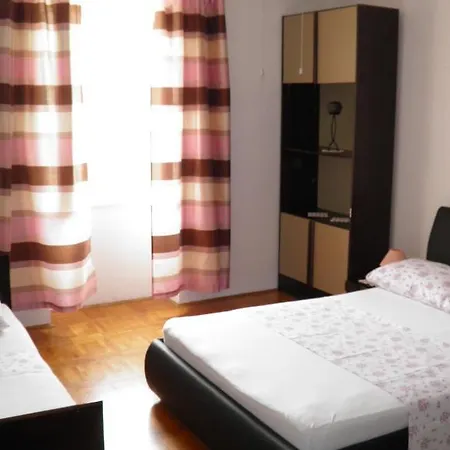 Diocletian Palace Apartments Апартаменти *