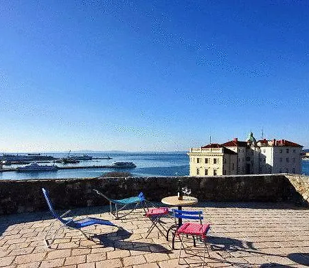 Diocletian Palace Apartments Апартаменти *